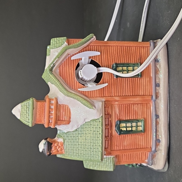 Vintage Holiday Schoolhouse For Christmas Village - Picture 4 of 10